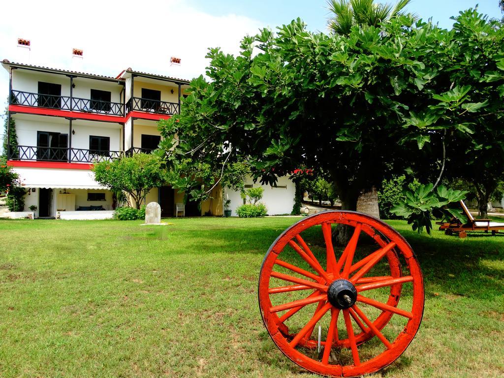 Apartments Karpetis A Green Paradise Psakoudia Ngoại thất bức ảnh